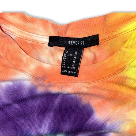 Forever 21 tie dye crop tshirt with lace up front tie details Size Medium - Picture 4 of 4